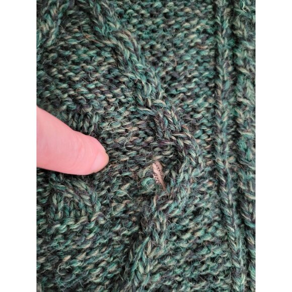 Carraig Donn Irish knitwear Cardigan Womens Green Wool Size Small Fisherman Flaw - Picture 8 of 11
